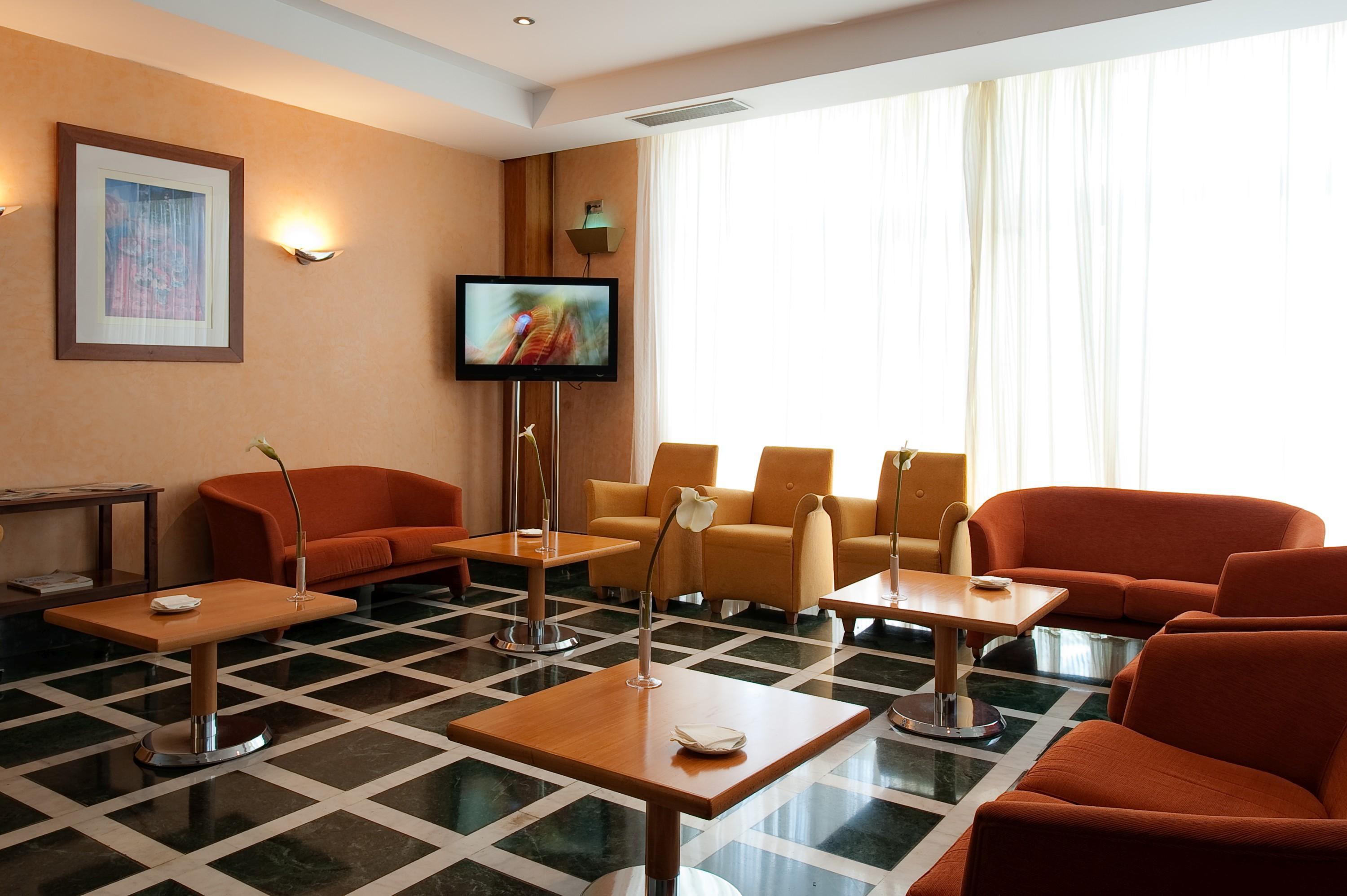 Elba Vecindario Aeropuerto Business & Convention Hotel ภายนอก รูปภาพ