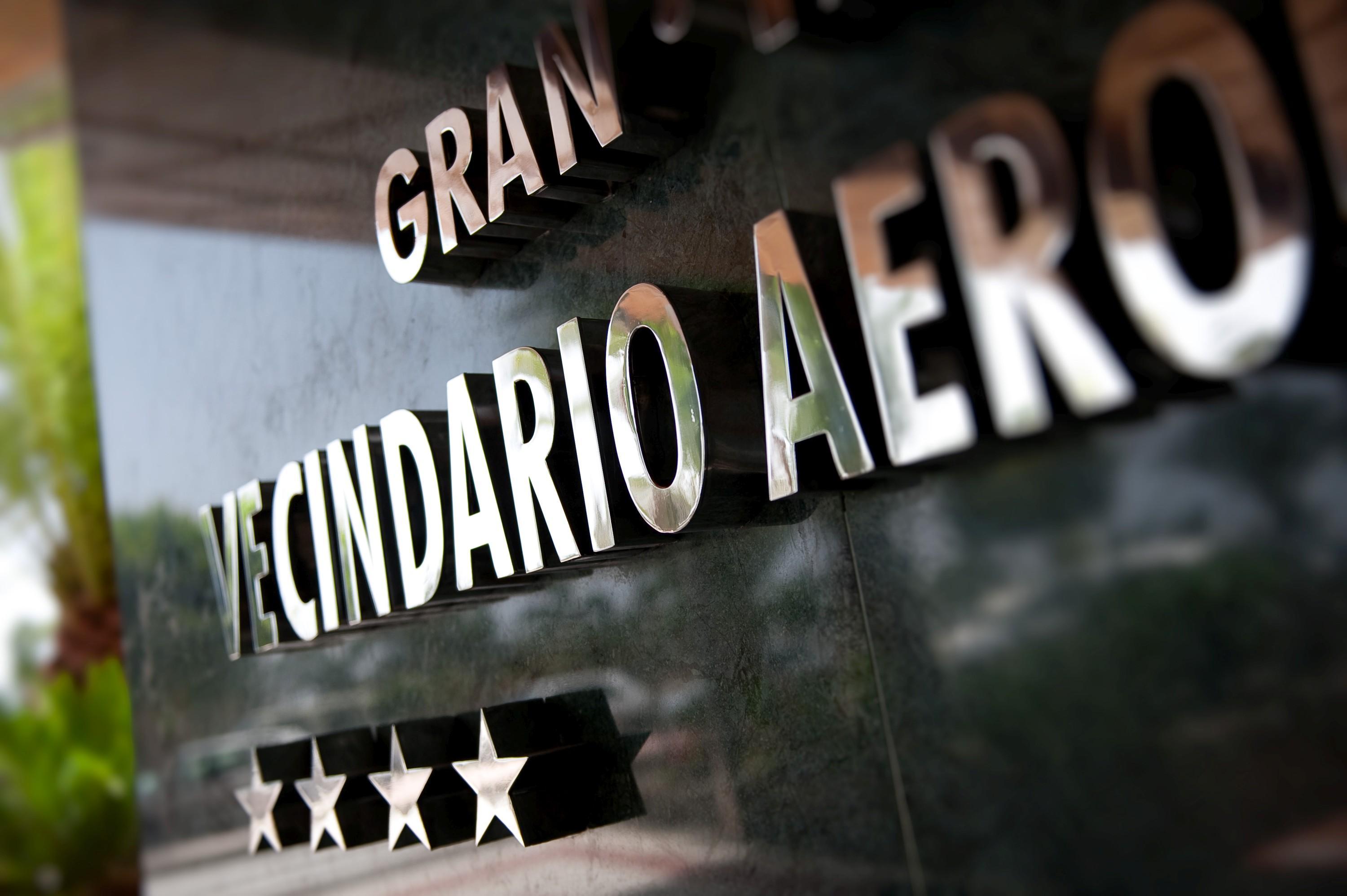 Elba Vecindario Aeropuerto Business & Convention Hotel ภายนอก รูปภาพ