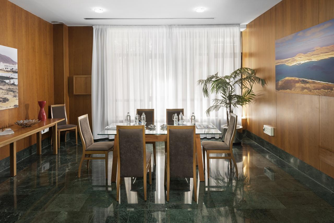 Elba Vecindario Aeropuerto Business & Convention Hotel ภายนอก รูปภาพ